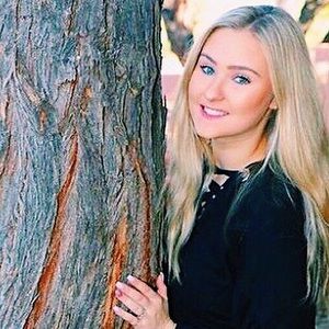 Meet your Posher, Jordyn